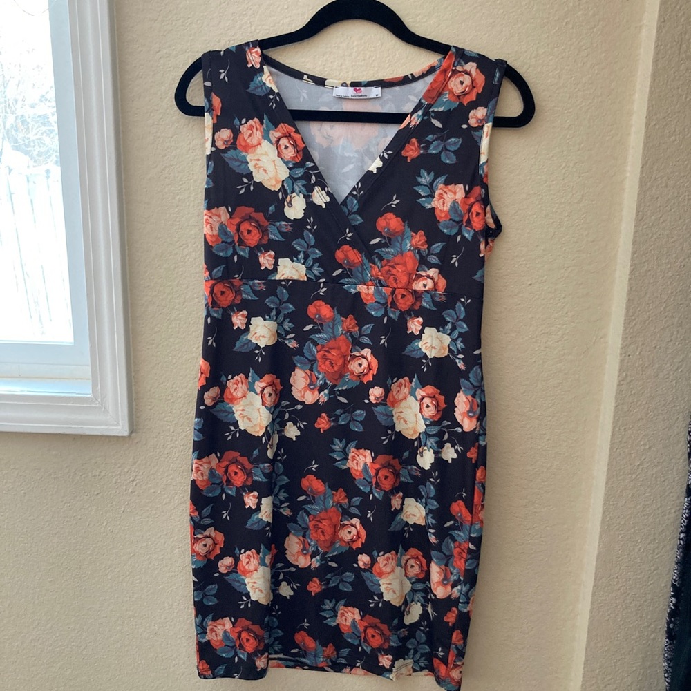 Floral maternity dress.